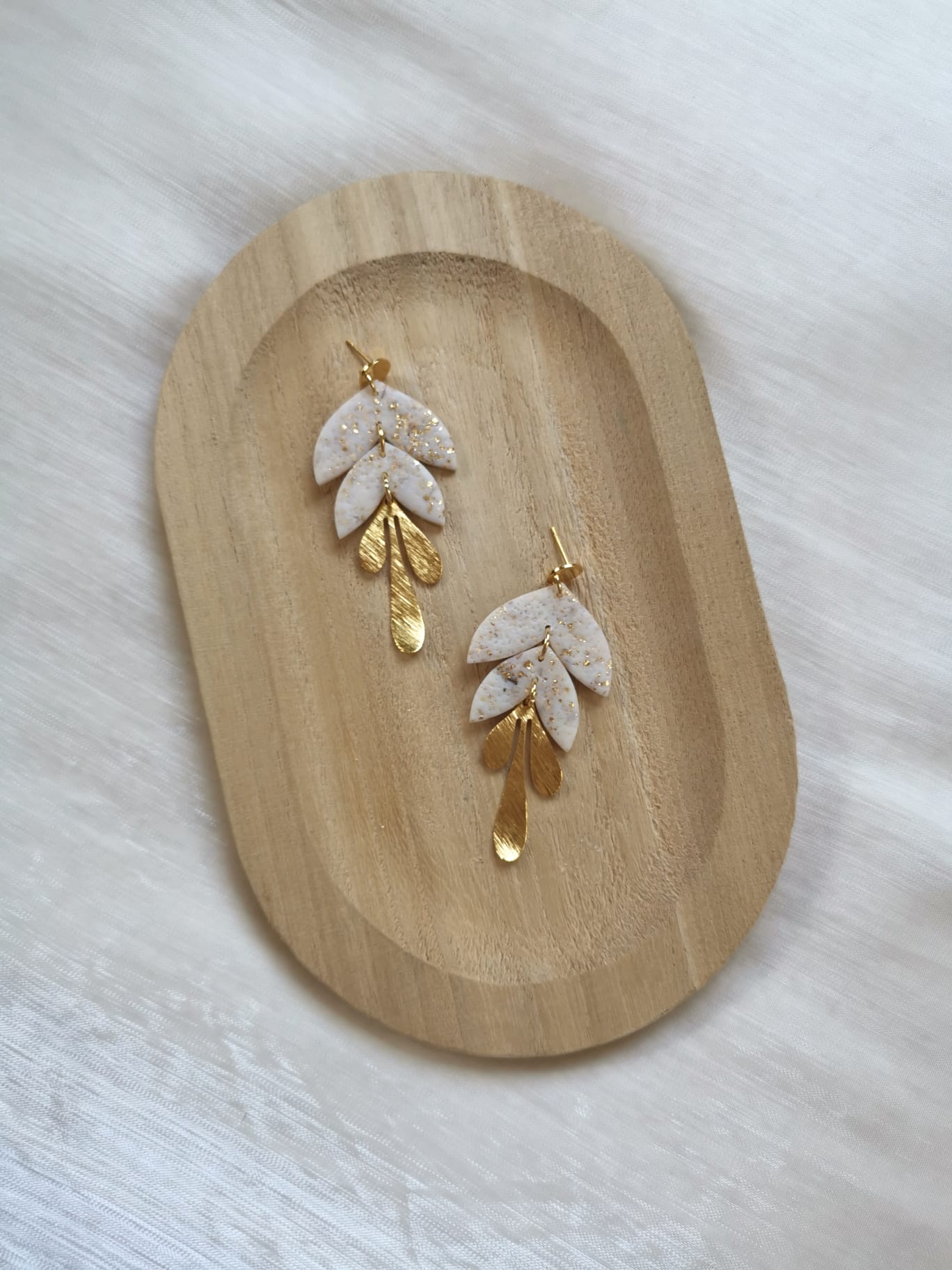 Golden Floral Elisa