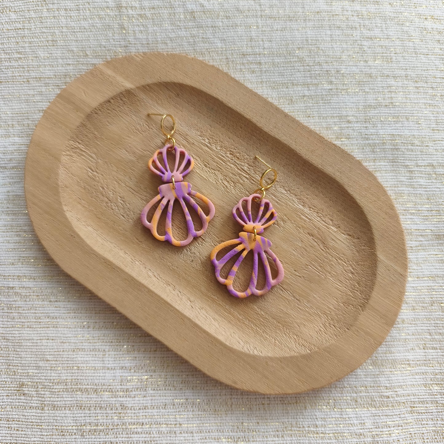 Summer Vibes Shell Dangles