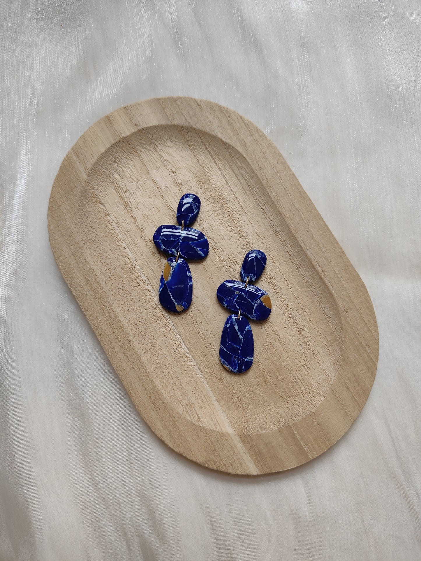 Ultramarine Pebbles