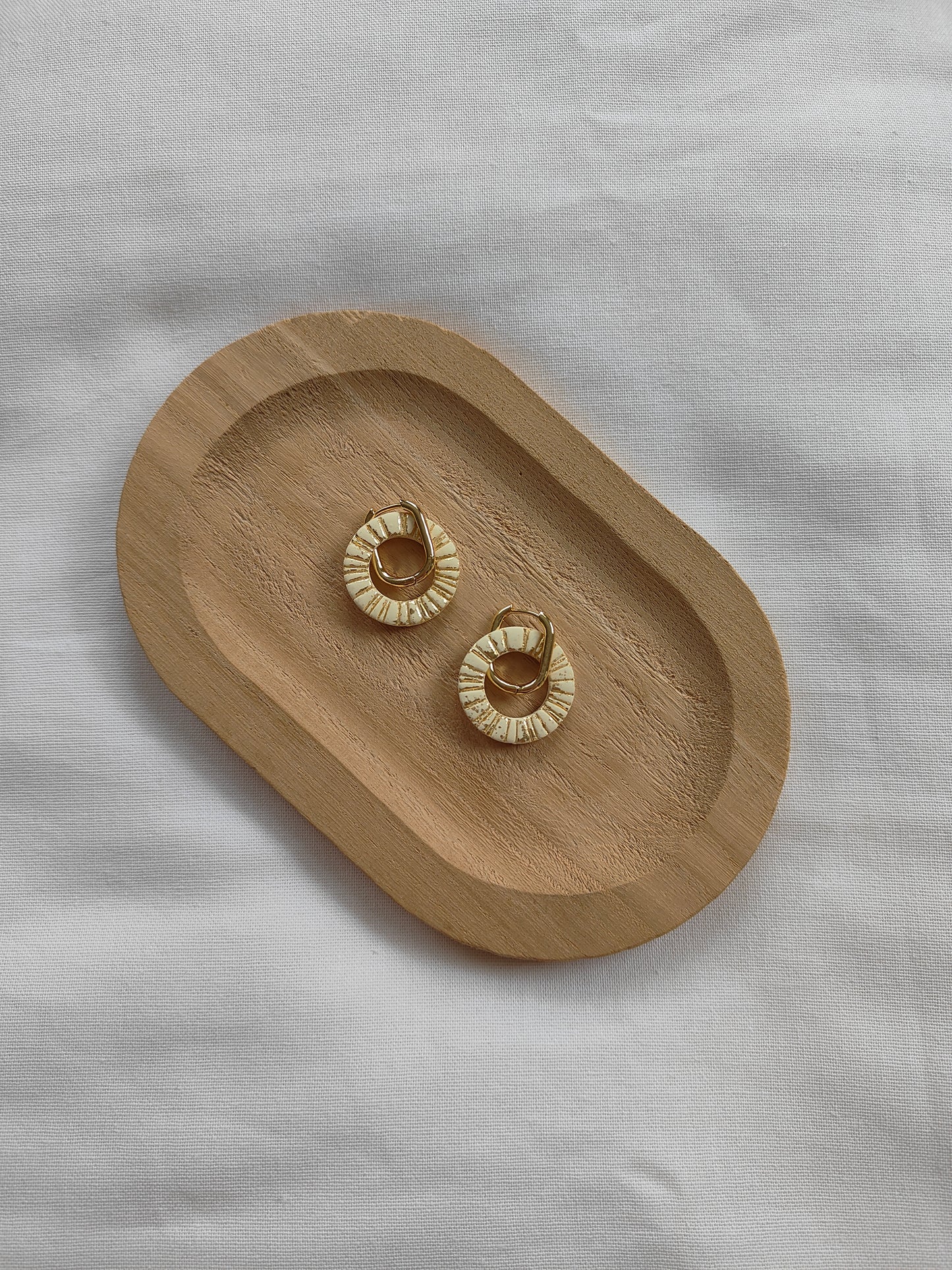 Golden Tide Circles