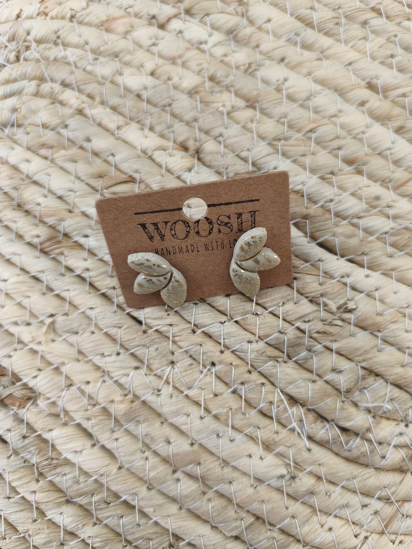 Sand & Soleil Wing Studs
